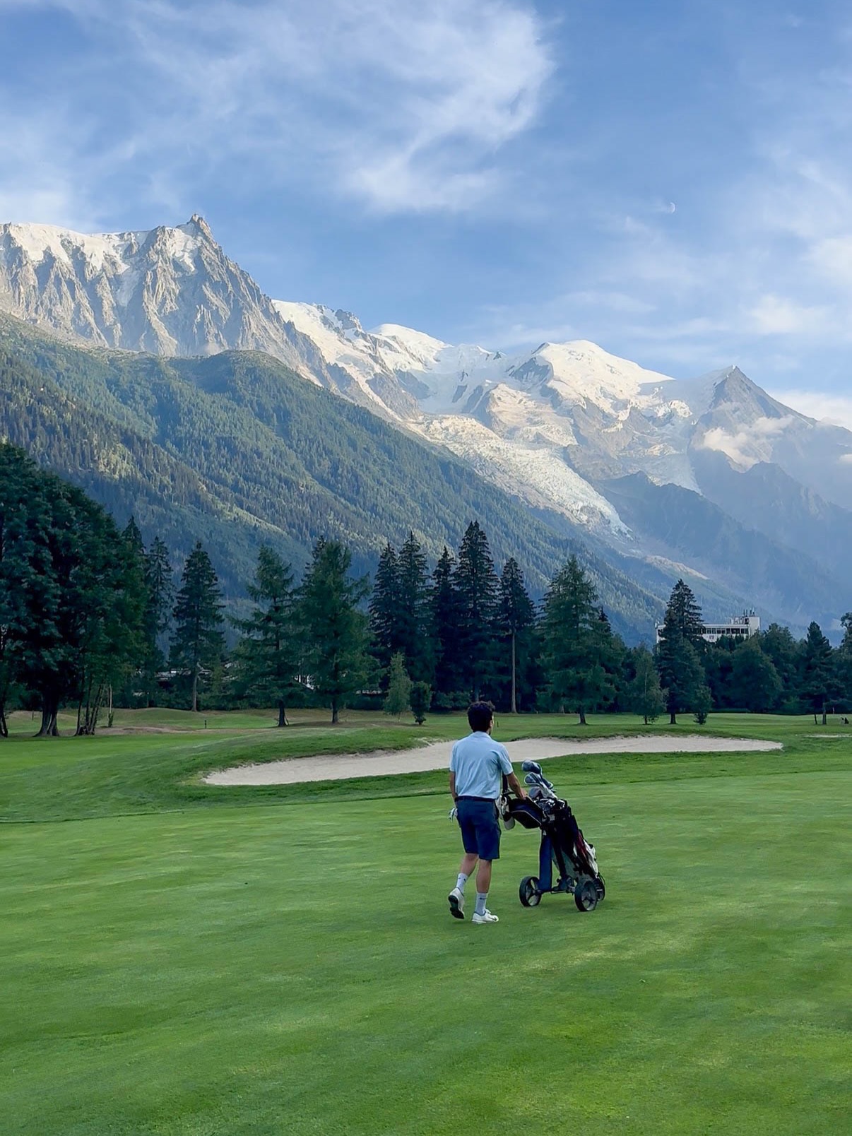 Le plus beau golf du monde โณ๏ธ๐๐ฝโโ๏ธ โ image 3 of 3