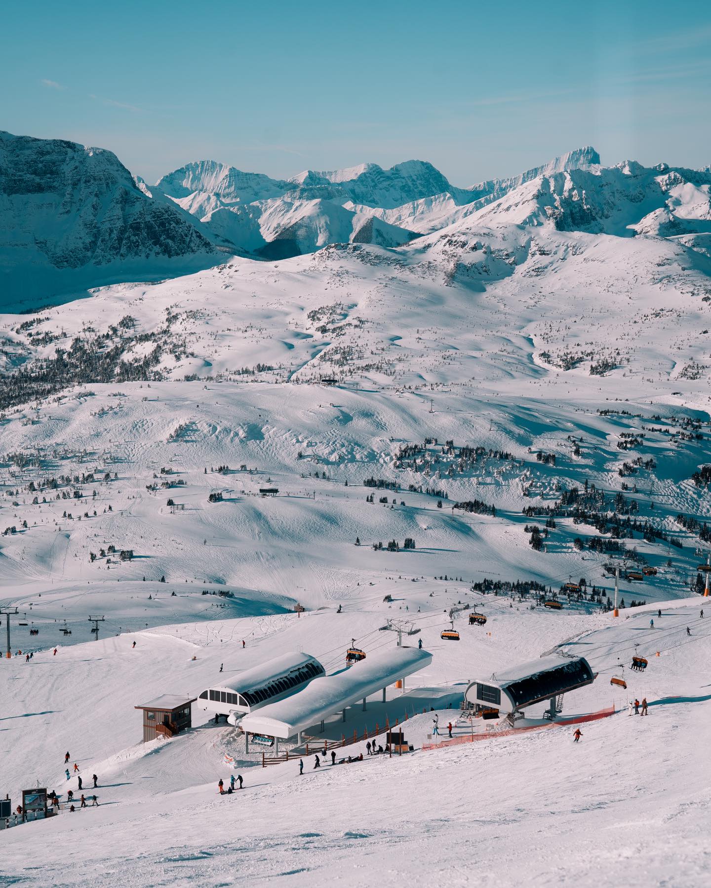 Last chance to vote Banff Sunshine Village & Sunshine Mountain Lodge in the Calgary Herald/Sun 2026/27 Readers’ Choice A